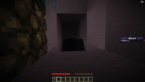 Crushing Tiny Aphmau! || MINECRAFT HIDE AND SEEK