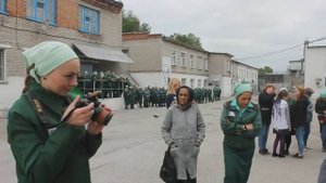 «Встречу с ребёнком нужно заработать»: репортаж из женской колонии Новосибирска
