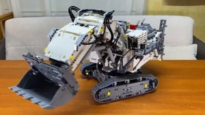 Lego Technic 42100 Liebherr R 9800 Excavator / Лего Техник 42100 Либхер Р 9800 Экскаватор