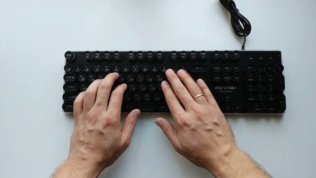 КРУТАЯ РЕТРО КЛАВИАТУРА. Как сделать чтобы клавиатура светилась. Компьютерная клавиатура раскладка. смотреть онлайн