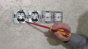 Надёжный монтаж электрических розеток