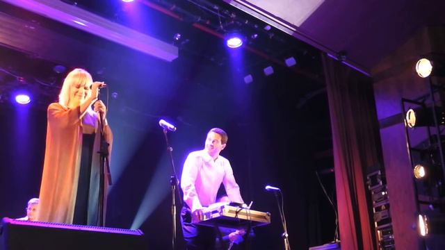 Видео с концерта Антона и Виктории Макарских,Израиль, 28 10 2013 009 смотреть онлайн