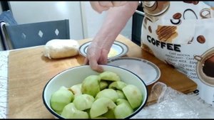 Яблоки в тесте Старинный мамин рецепт