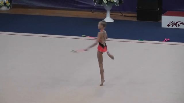 Гаркавенко Кристина 1999 г.р. (г. Москва) Булавы. смотреть онлайн