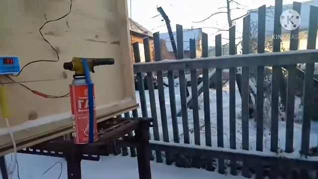 Копчение речной рыбы в коптильне из кислородного баллона.