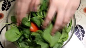 Салат со Шпинатом и Курицей