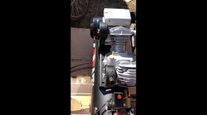 Обзор масляного компрессора  BRAIT КМR-2200/100, 90 л, 2.5 кВт