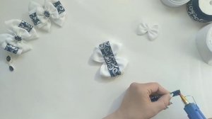 Школьный галстук брошь для девочек