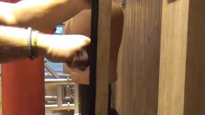 Макивара. Как работает лучезапястный сустав при отклонении бойка макивары.