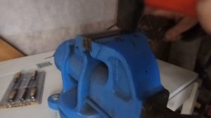 Меч из гвоздя/Сувенирный меч своими руками.