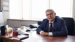 Декан строительного факультета — первокурсникам.mp4