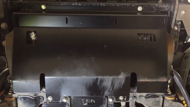 TJM Brendale on the hoist NP300 Navara side bars & side steps plus under body guards 4wd Accessorie смотреть онлайн