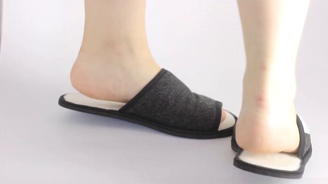 ТАПКИ ИЗ ОВЕЧЬЕЙ ШЕРСТИ смотреть онлайн