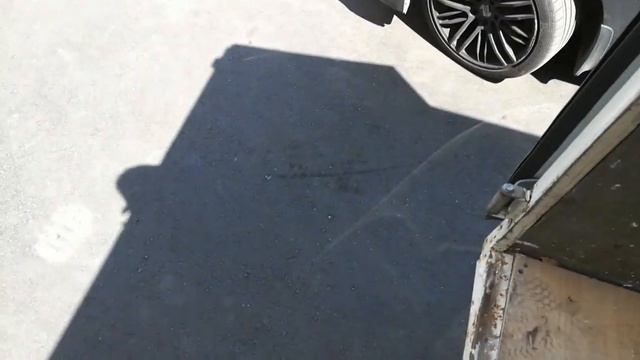 Декор загрузили в газель, едем в мастерскую. смотреть онлайн