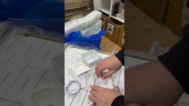 Airpods Pro 2 LUXE (Обновлённые) смотреть онлайн