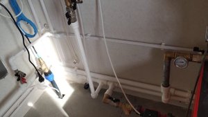 Пожалуй, один из лучших вариантов котла, для отопления небольшого одноэтажного дома, дровами.