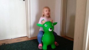 Резиновый олень прыгун