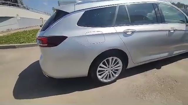 опель инсигния 2.0 дизель 2018 год