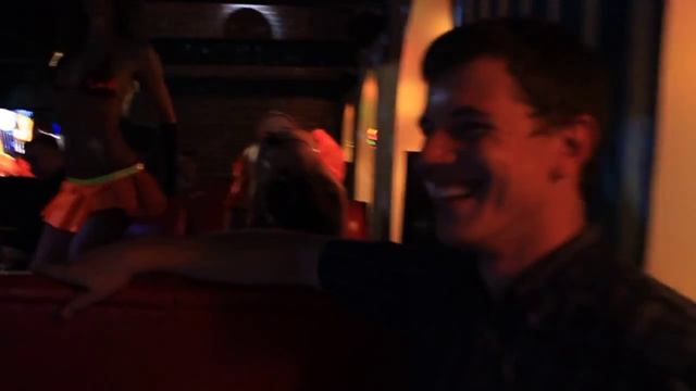 проект MaxiGroove отжигает в Вологде!!!.(клуб M8) смотреть онлайн