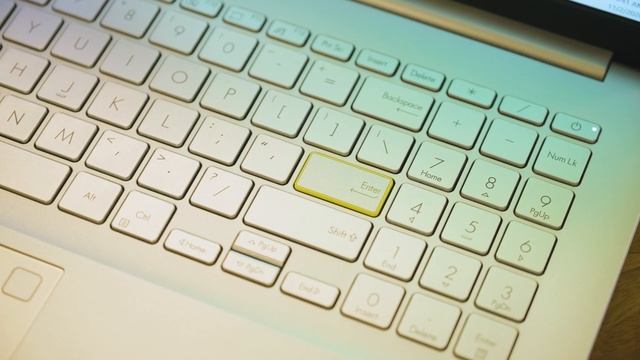 Asus Vivobook A415-A515: Laptop sinh viên mạnh nhất phân khúc! смотреть онлайн