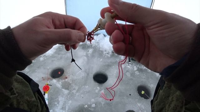 РЫБАЛКА На ПОПЛАВОК ЗИМОЙ. КЛЕВ, Как На Черных Камнях. Зимняя Рыбалка С КОМФОРТОМ!