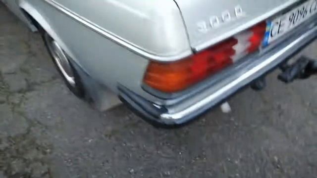 Mercedes-Benz 300D 1982 смотреть онлайн