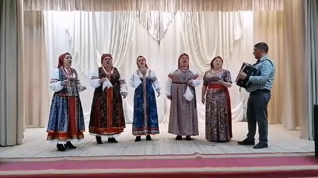 песня в исполнении ансамбля «Вереница»