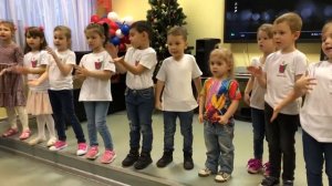 Песня - Белый Снежинки.