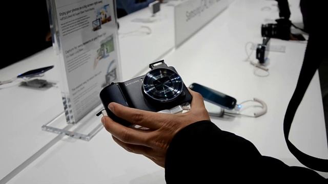 Samsung EK GC100 Galaxy Camera cu Android Jelly Bean смотреть онлайн