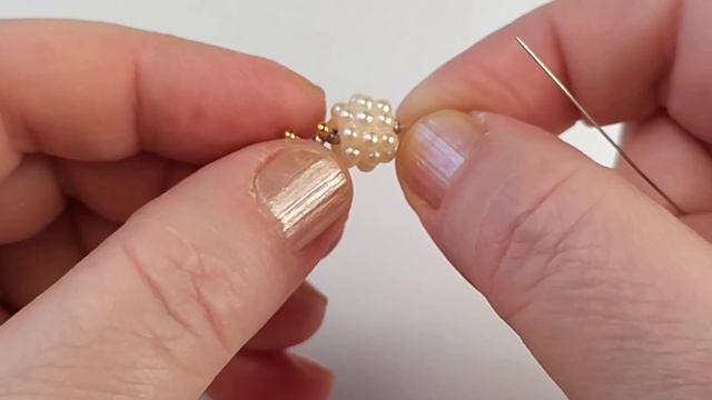 Украшения из бисера. Цепочка из бисера и бусин. Мастер класс. Пошаговый МК для начинающих. смотреть онлайн