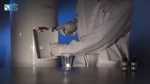 Конвекция в холодной и горячей воде - физические опыты