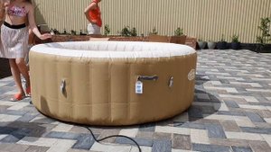 Распаковка джакузи bestway lay-z-spa