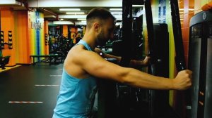 Разведение рук в Пек-Дек| Упражнение на ЗАДНЮЮ ДЕЛЬТУ