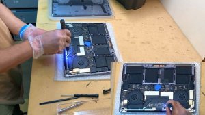 Apple MacBook Pro 15" 2017 (A1707) Screen Replacement | Screen Repair / Fix