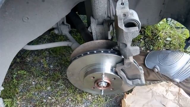 Замена тормозных дисков Приора. Передние диски, меняем самостоятельно.