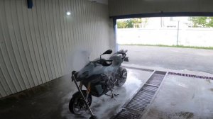 2021 BMW S1000XR M Version | Akrapovic | Carbon pack | quick wash and walkaround