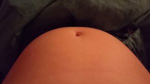 Движение ребенка в животе мамы