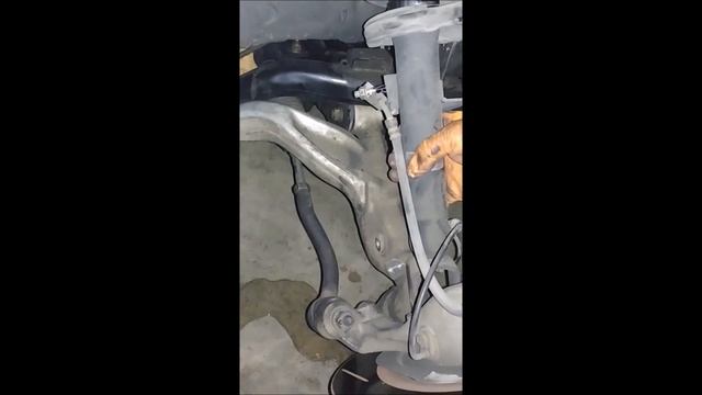 Infiniti M35 M45 Front Strut Removal. 06-10 RWD смотреть онлайн