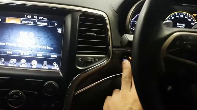 Jeep Grand Cherokee (WK2) 2014-2017 Oil Service Reminder Reset смотреть онлайн