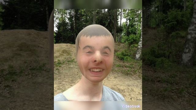 попробуй не засмеяться