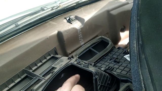 Почему не работает вентилятор печки на Renault Kangoo 2 2015 смотреть онлайн