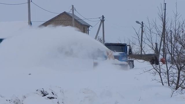 Снегоуборщик на базе Урал Некст часть 2 / Фрезерно-роторный Шнекороторный снегоочиститель Камаз Ура смотреть онлайн