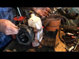 Бензо-триммер,,Энергомаш БТ52,,Удача,если заводится с 20го пожелания!)