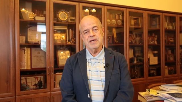 Поздравление научного руководителя Института востоковедения РАН Виталия Наумкина смотреть онлайн