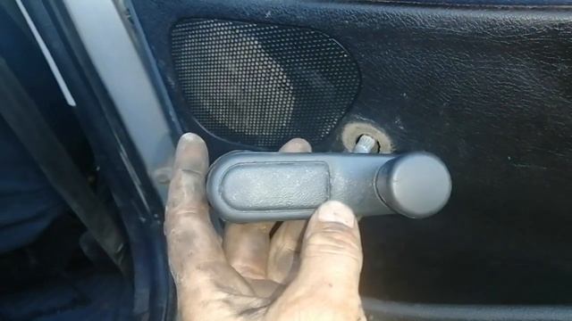 как снять ручку стеклоподъемника пежо 206 смотреть онлайн