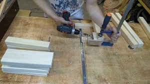 Табурет из дерева.