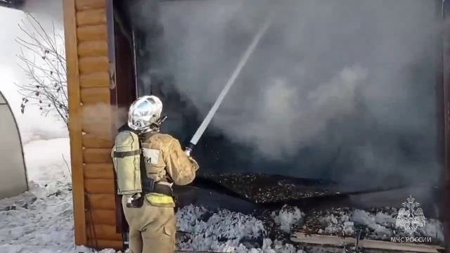 В Заводоуковском городском округе огнеборцы ликвидировали пожар