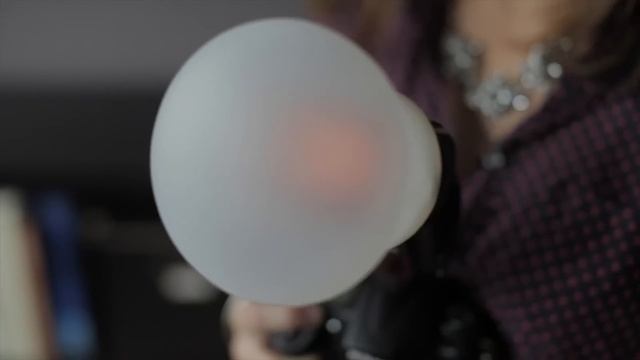 The Most Versatile Flash Diffuser Ever - MagMod MagSphere смотреть онлайн