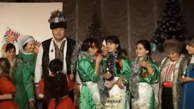 AYIN-ACIK:Фрагменты рожд-кого концерта в Чадыр-Лунге смотреть онлайн