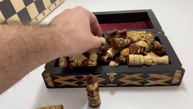 Шахматы с зоны ручной работы